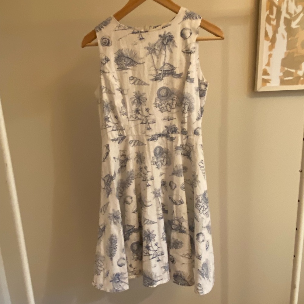 Hawaiian dress
